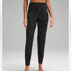 Camo lululemon joggers size 2